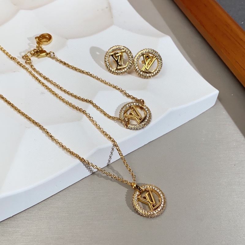 Louis Vuitton Necklaces